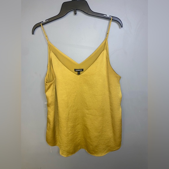 Express Tank Top - Picture 1 of 4